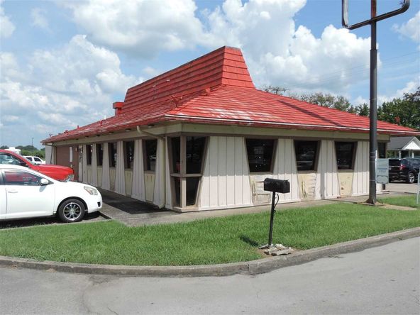 109 Armory Dr, Russellville, KY 42276